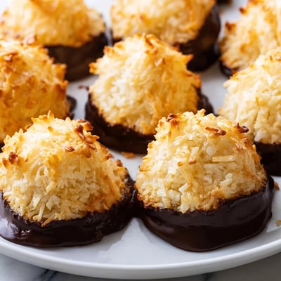 Chewy Coconut Macaroons
